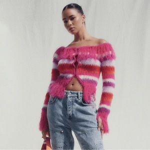 House of Sunny Feather Sweater - Pink Size Small